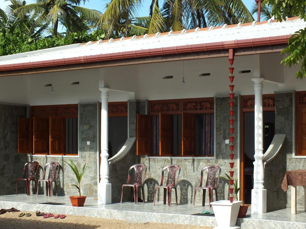 Beach Corner Hotell Weligama Eksteriør bilde