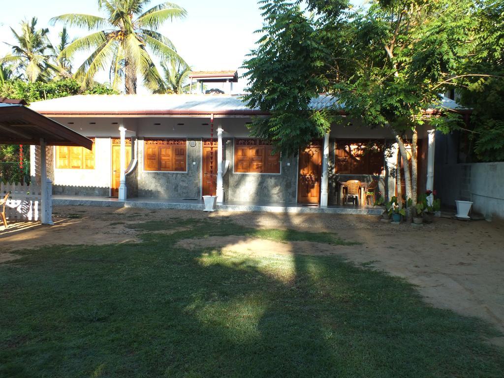 Beach Corner Hotell Weligama Eksteriør bilde
